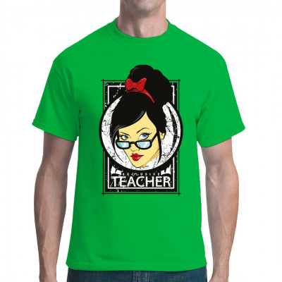 Bei dieser Lehrerin schließt man garantiert gut ab!
Shirtmotiv mit sexy Lehrerin im Pin-Up Comic Style, in verschiedenen Größen und Farben erhältlich