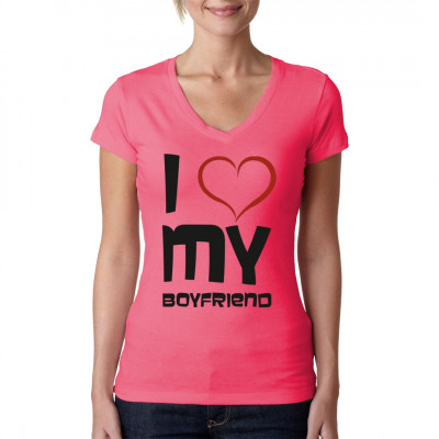 Zeig deinem Freund mit diesem romantischen Shirt, wie sehr du ihn liebst.