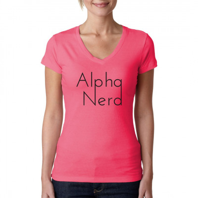 Hippes Motiv: α-Nerd
Du bist der Anführer eurer kleinen Gruppe aus Computerfreaks? Dann zeig all deinen Freunden mit diesem tollen T-Shirt, dass du der Alpha-Nerd bist!